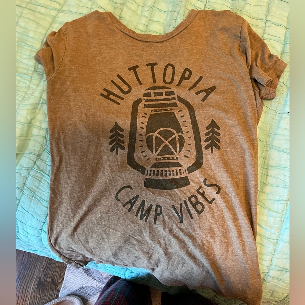 Hutopia Olive Graphic Tee
